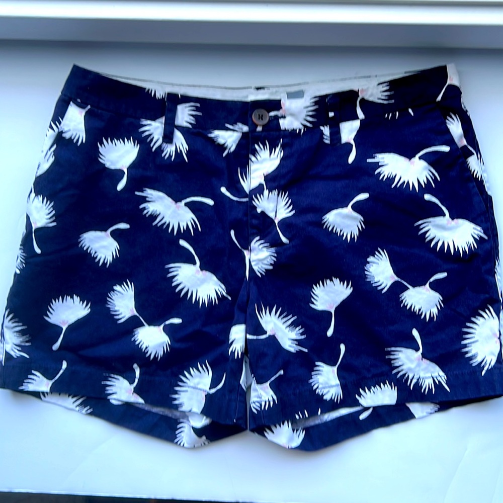 Old‎ Navy Blue White Flower Chino Shorts Size 8